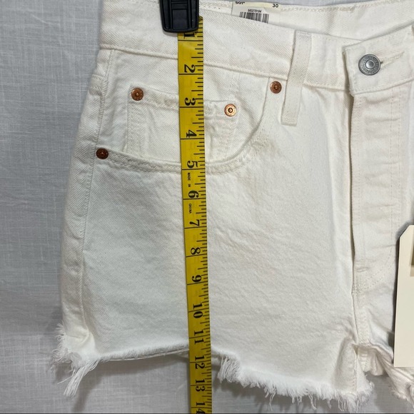 NWT Levi’s 501 Original Short in Keep It Clean - Picture 11 of 16